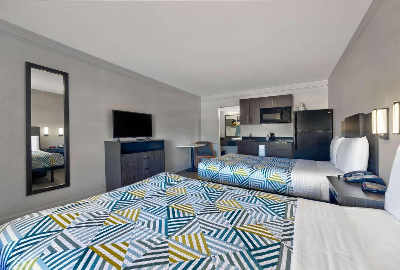 6-denton, Tx - Unt Hotel Denton